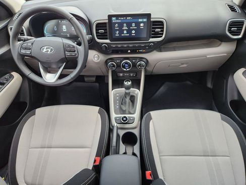 New 2026 Hyundai Venue SEL FWD image 25