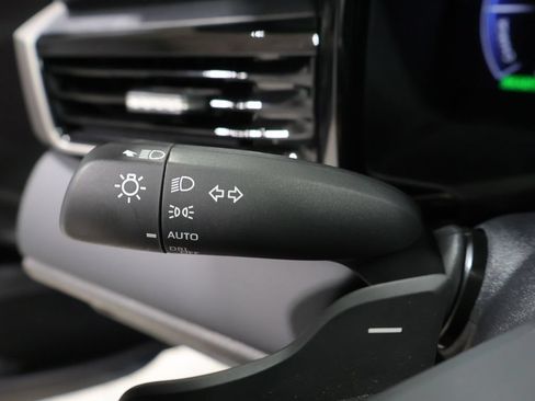 Used 2026 Toyota Camry XSE FWD image 36