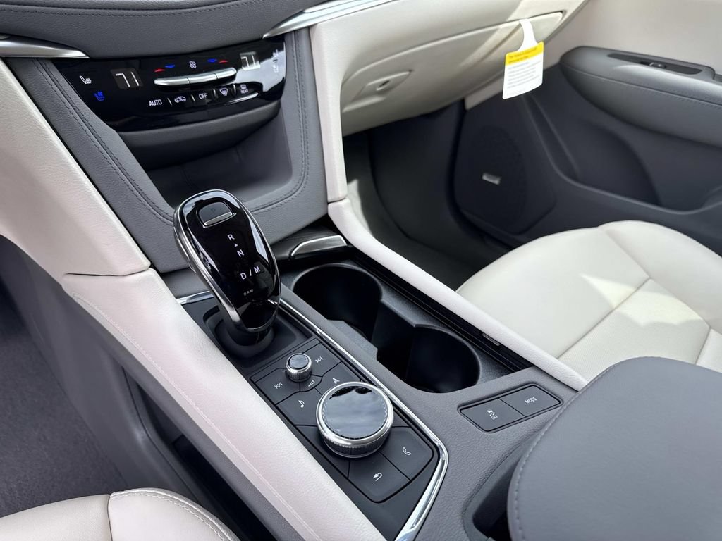 New 2026 Cadillac XT5 Premium Luxury w/ Driver Assist Package AWD/4WD image 25