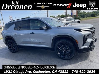 Used 2025 Chevrolet Traverse RS