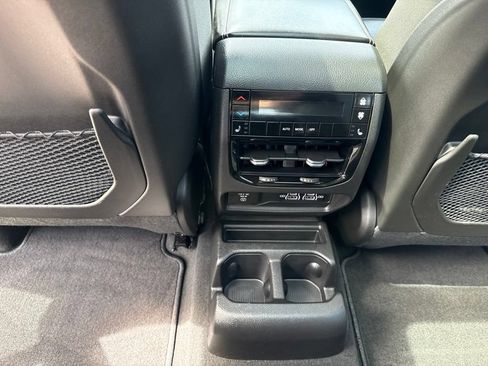 Certified 2025 Jeep Grand Cherokee L Limited AWD/4WD image 23