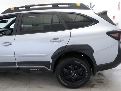 Used 2022 Subaru Outback Wilderness image 6