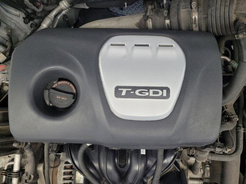 Used 2017 Kia Optima LX w/ Value Package image 30