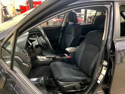 Used 2016 Subaru Impreza 2.0i Premium image 10