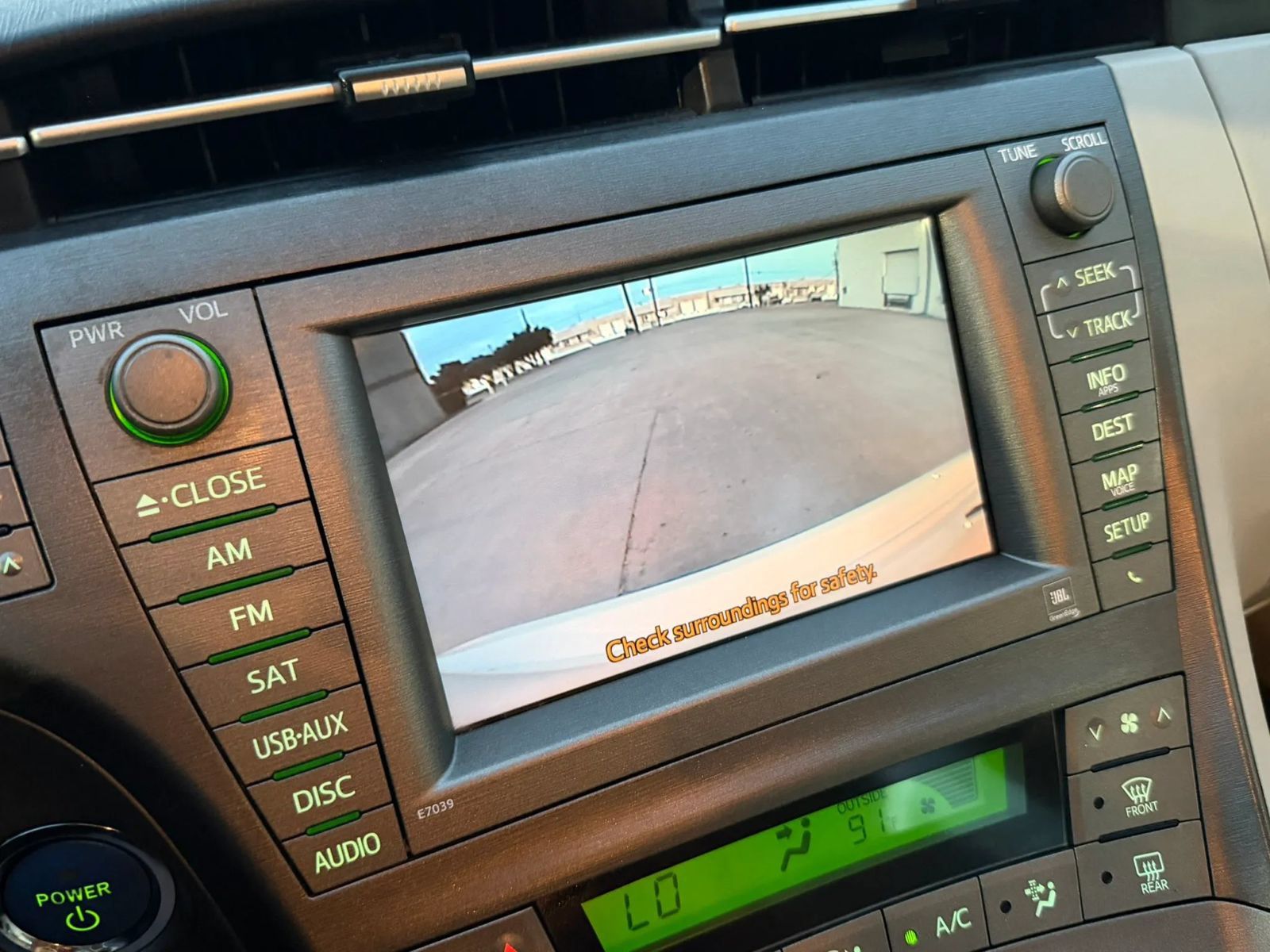 Used 2012 Toyota Prius Four w/ Deluxe Solar Roof Pkg FWD image 31
