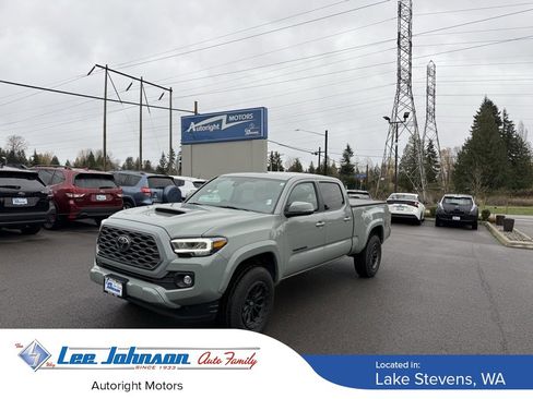 Used 2023 Toyota Tacoma TRD Sport image 1
