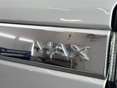 Used 2019 Ford Expedition Max Limited image 11