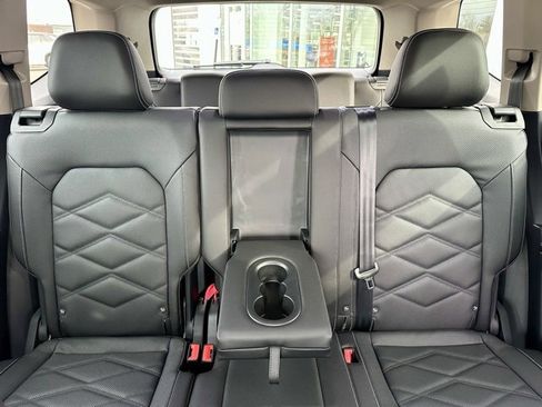 New 2026 Volkswagen Atlas SE image 19