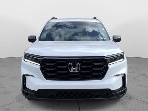 Used 2023 Honda Pilot Sport image 8