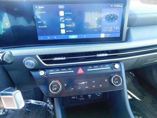 Used 2025 Hyundai Sonata SEL FWD image 21