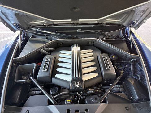 Used 2015 Rolls-Royce Ghost image 44