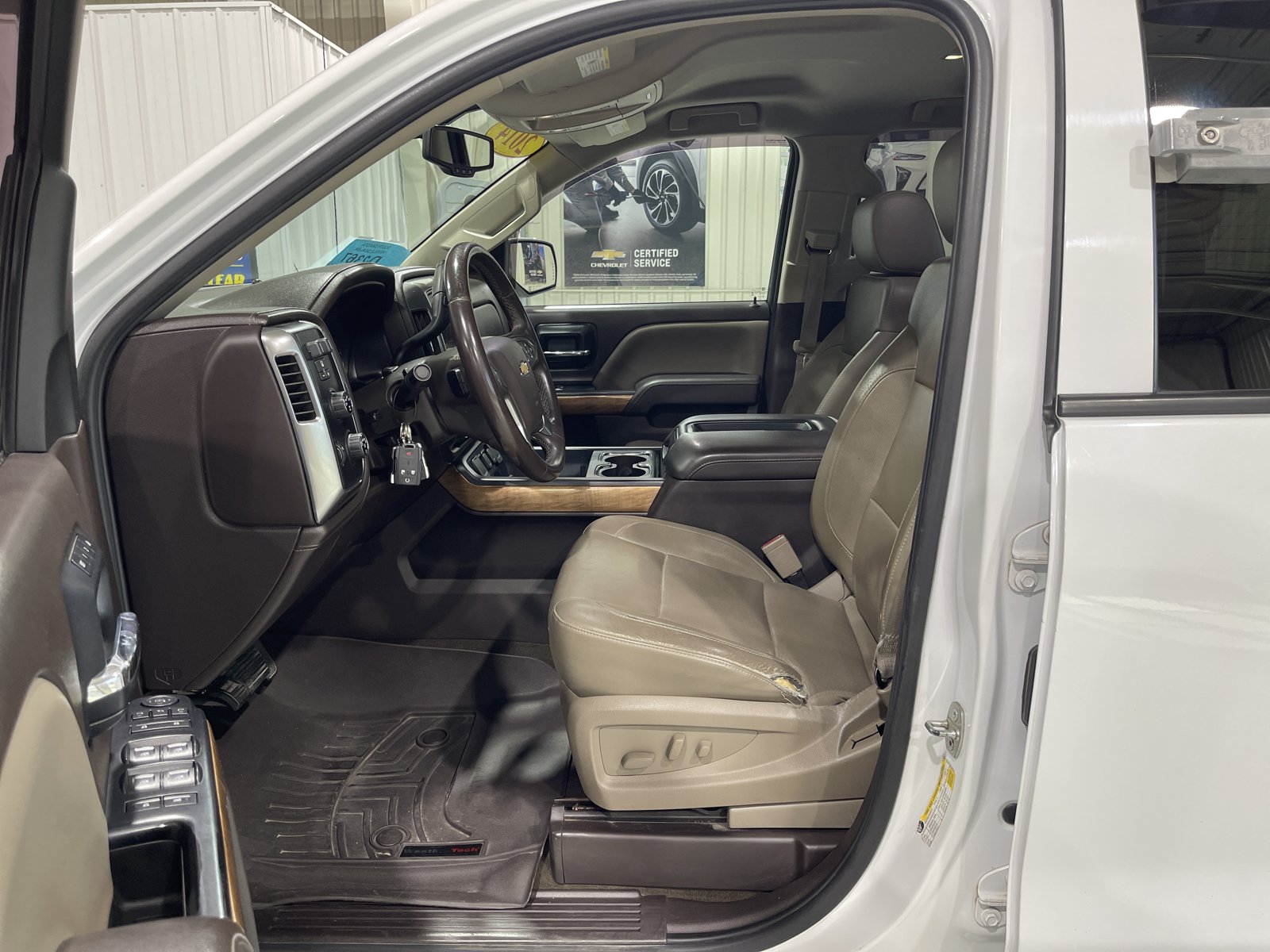 Used 2014 Chevrolet Silverado 1500 LTZ AWD/4WD image 2