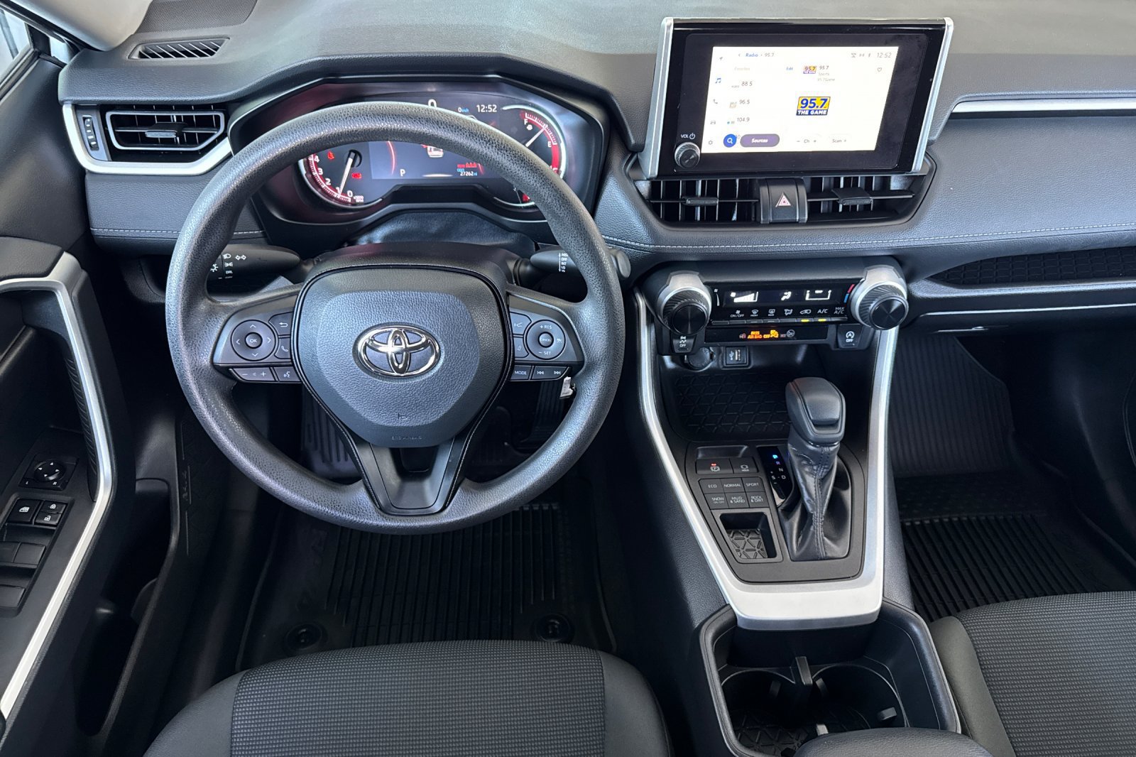 Certified 2023 Toyota RAV4 LE AWD/4WD image 19