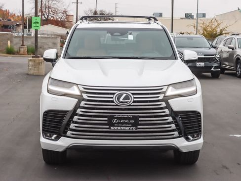 New 2026 Lexus LX 600 4WD w/ Luxury Package image 6