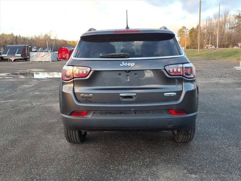 Used 2019 Jeep Compass Latitude w/ Popular Equipment Group image 6