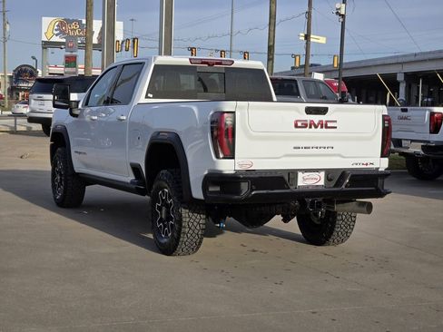 New 2026 GMC Sierra 2500 AT4X image 4