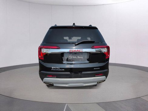 Used 2023 GMC Acadia SLT AWD/4WD image 4