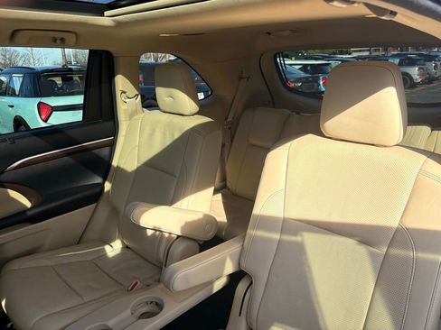 Used 2016 Toyota Highlander Limited image 39