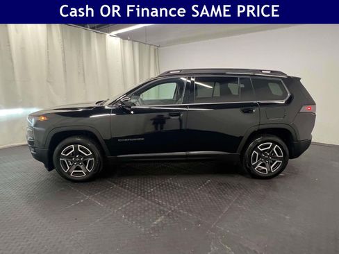 Used 2026 Jeep Cherokee Limited AWD/4WD image 9