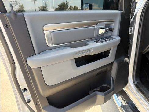 Used 2017 RAM 1500 Big Horn AWD/4WD image 12