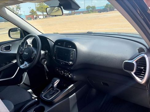 Used 2022 Kia Soul LX w/ Technology Package FWD image 21
