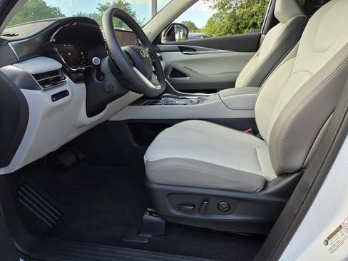 Used 2026 INFINITI QX60 Luxe w/ Cargo Package AWD/4WD image 11