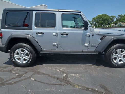 Used 2019 Jeep Wrangler Unlimited Sport S image 15