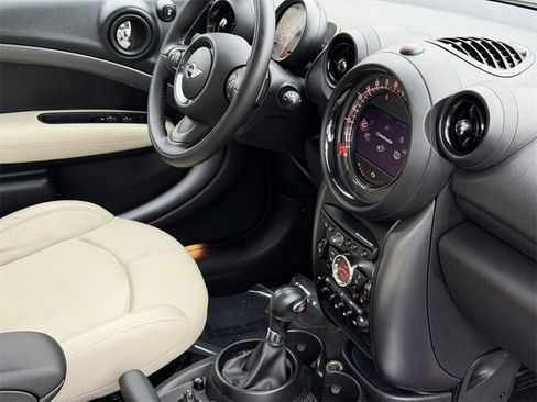 Used 2016 MINI Cooper Countryman S image 8