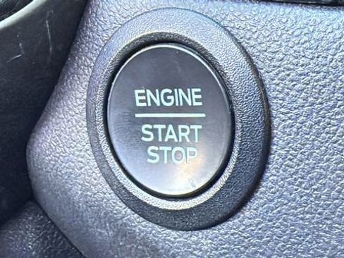 Used 2024 Ford Escape ST-Line AWD/4WD image 17