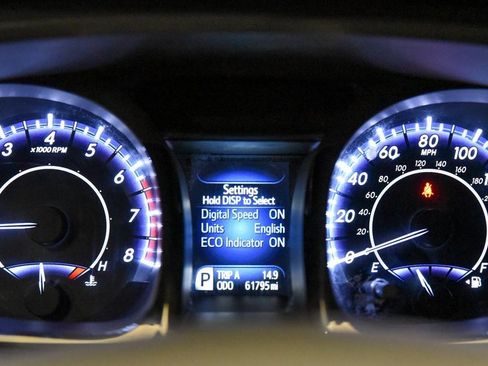 Used 2014 Toyota Avalon XLE Touring image 22