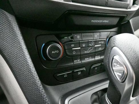 Used 2023 Ford Transit Connect XLT FWD image 16