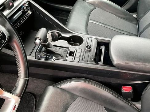 Used 2022 Kia K5 GT-Line FWD image 15