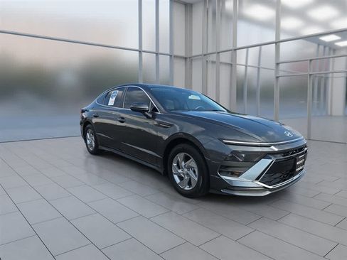 Used 2026 Hyundai Sonata SE FWD image 3