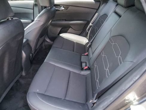 Used 2021 Kia Forte GT-Line FWD image 17