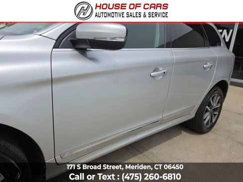 Used 2016 Volvo XC60 T5 Premier w/ Protection Package AWD/4WD image 18