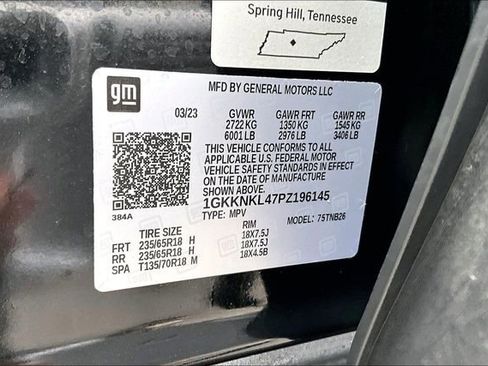 Used 2023 GMC Acadia SLE w/ Driver Convenience Package image 16