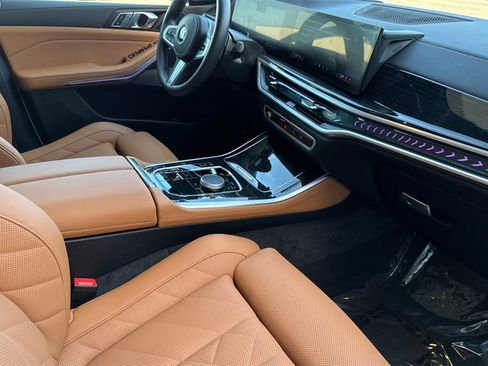 Used 2026 BMW X5 xDrive40i w/ M Sport Package image 21