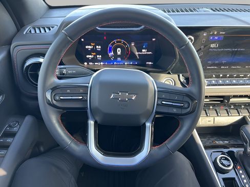 Used 2024 Chevrolet Colorado Z71 w/ Z71 Convenience Package 2 image 20