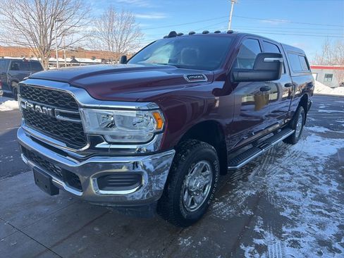Used 2024 RAM 2500 Tradesman w/ Chrome Appearance Group image 6