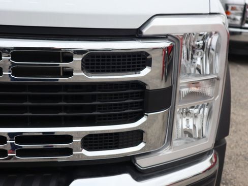 New 2026 Ford F550 4x4 Crew Cab image 12