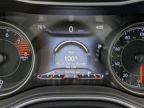 Used 2019 Jeep Cherokee Limited AWD/4WD image 11