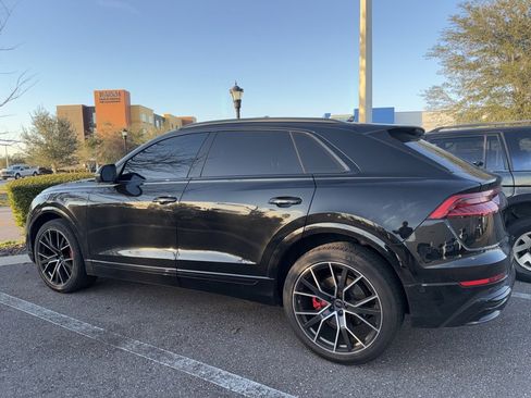 Used 2023 Audi Q8 Prestige w/ Prestige Package image 2