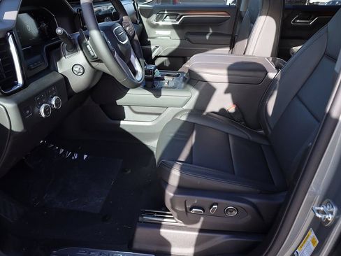 New 2026 GMC Sierra 1500 Denali w/ Technology Package AWD/4WD image 11