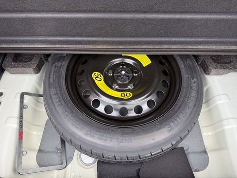 Used 2024 Kia Sportage LX image 19