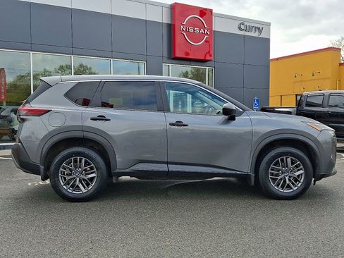 Used 2023 Nissan Rogue S AWD/4WD image 7