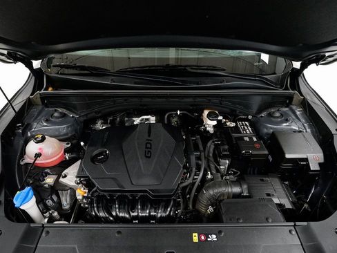 Certified 2024 Kia Sorento S image 3