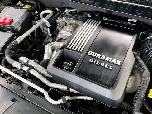 Used 2022 GMC Yukon XL Denali AWD/4WD image 32