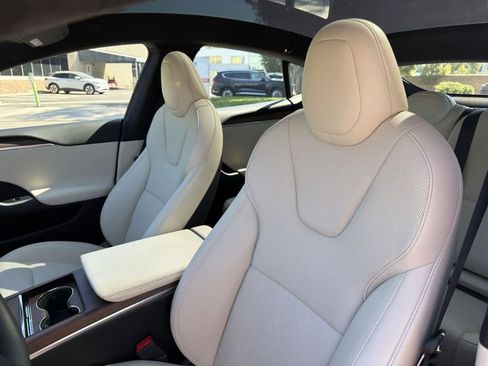 Used 2023 Tesla Model S Standard Range image 27