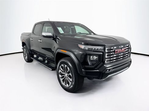 Used 2023 GMC Canyon Denali image 10