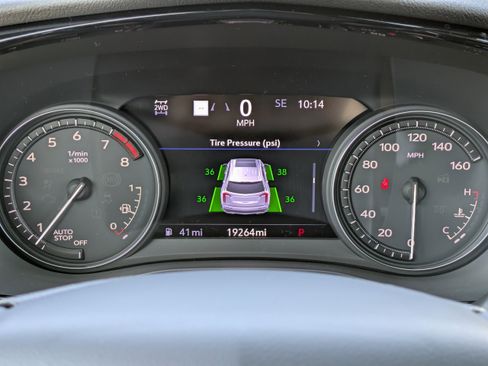 Certified 2024 Cadillac XT6 Premium Luxury w/ Technology Package image 27